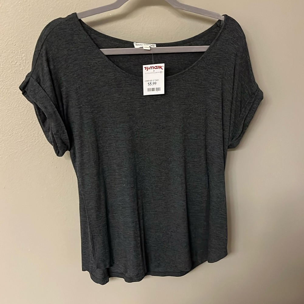 Women’s Grey T-shirt, Size Large